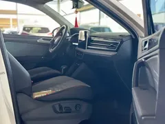 2022 Volkswagen Tiguan L 430PHEV PHEV Flagship, белый — фото 12