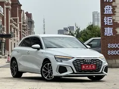 2023 Audi A3 Sportback 35 TFSI, белый — фото 3