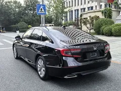 2022 Honda Accord 260TURBO Luxury, чёрный — фото 3