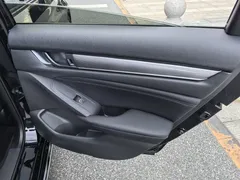2022 Honda Accord 260TURBO Luxury, чёрный — фото 14
