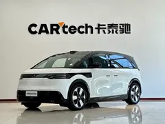 2025 Zeekr Mix Smart Driving, белый — фото 1