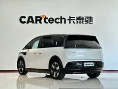 2025 Zeekr Mix Smart Driving, белый — фото 20