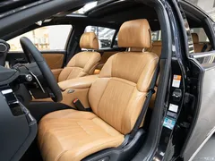 2021 Lexus LS 500h Zhenyue — фото 11