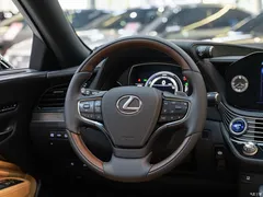 2021 Lexus LS 500h Zhenyue — фото 14