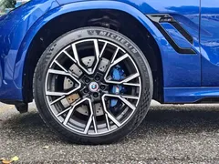 2022 BMW X6 M, синий — фото 7