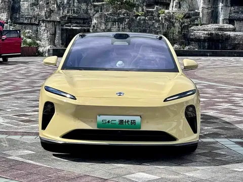 2024 Nio ET5T 75kWh Touring