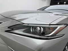 2022 Lexus ES 200 Excellence — фото 31