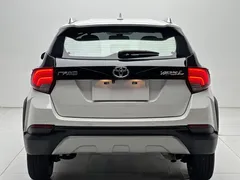 2022 Toyota Yaris L Zhixuan X 1.5L CVT PLUS, белый — фото 8