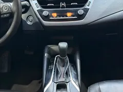 2021 Toyota Corolla 1.2T S-CVT Elite, белый — фото 13