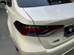 2021 Toyota Corolla 1.2T S-CVT Elite, белый — фото 27