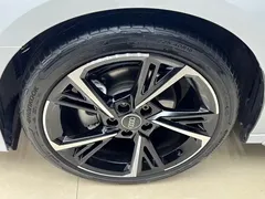 2023 Audi A3 Sportback 35 TFSI, белый — фото 25