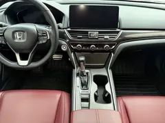 2022 Honda Accord 260TURBO Magic Night Premium — фото 24