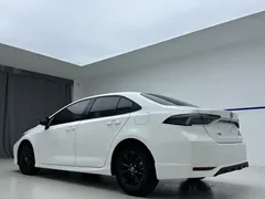 2021 Toyota Corolla TNGA 1.5L CVT GR SPORT, белый — фото 4
