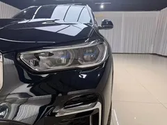 2022 BMW X5 40Li Premium M Sport Package, чёрный — фото 10