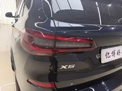 2022 BMW X5 40Li Premium M Sport Package, чёрный — фото 13