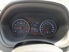 2020 Hyundai Elantra 1.6L AT GL, белый — фото 12