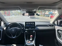 2022 Toyota Wildlander 2.5L Hybrid E-CVT 4WD Luxury Plus, чёрный — фото 6