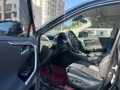 2022 Toyota Wildlander 2.5L Hybrid E-CVT 4WD Luxury Plus, чёрный — фото 7