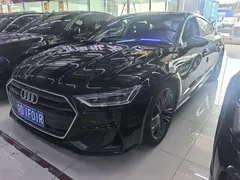 2023 Audi A7 45 TFSI, чёрный — фото 1