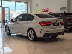 2023 BMW 1 Series 120i M Sport, белый — фото 4