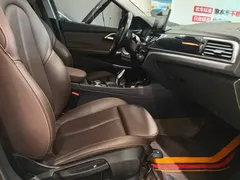 2023 BMW 1 Series 120i M Sport, белый — фото 15