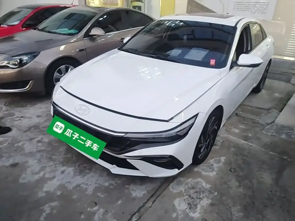 2023 Hyundai Elantra 1.5L CVT GLX Elite