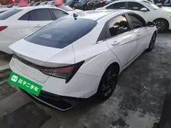 2023 Hyundai Elantra 1.5L CVT GLX Elite, белый — фото 7