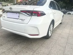 2021 Toyota Corolla 1.2T S-CVT Elite, белый — фото 7