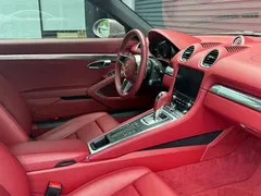 2022 Porsche 718 Cayman 2.0T — фото 13