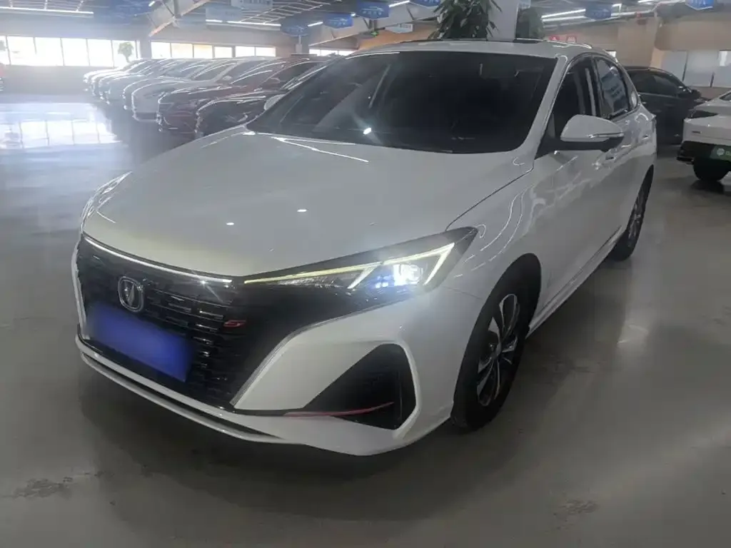 2022 Changan Eado PLUS 1.4T GDI DCT Premium