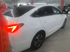 2022 Changan Eado PLUS 1.4T GDI DCT Premium, белый — фото 5