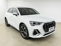 2022 Audi Q3 35 TFSI, белый — фото 3