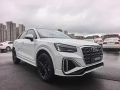 2022 Audi Q2L 35 TFSI Sport, белый — фото 3
