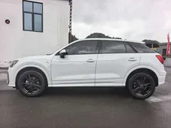 2022 Audi Q2L 35 TFSI Sport, белый — фото 7