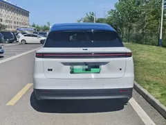 2025 Li Auto i6 4WD Standard, белый — фото 4