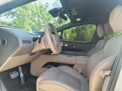 2025 Li Auto i6 4WD Standard, белый — фото 11