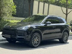 2022 Porsche Cayenne 3.0T Platinum, чёрный — фото 1