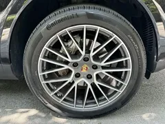 2022 Porsche Cayenne 3.0T Platinum, чёрный — фото 14