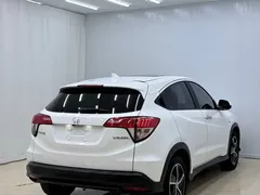 2020 Honda Vezel 1.5L CVT Pioneer, белый — фото 4