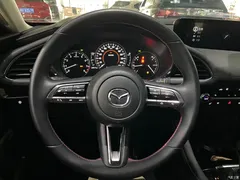 2022 Mazda 3 2.0L AT, белый — фото 19