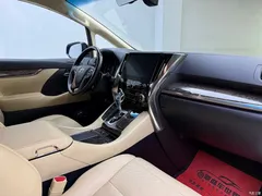 2021 Toyota Vellfire Crown Hybrid 2.5L HV Premium — фото 4