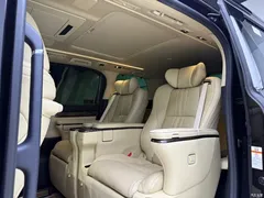 2021 Toyota Vellfire Crown Hybrid 2.5L HV Premium — фото 13