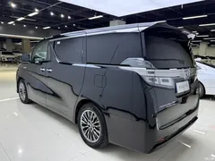 2021 Toyota Vellfire Crown Hybrid 2.5L HV Premium — фото 23