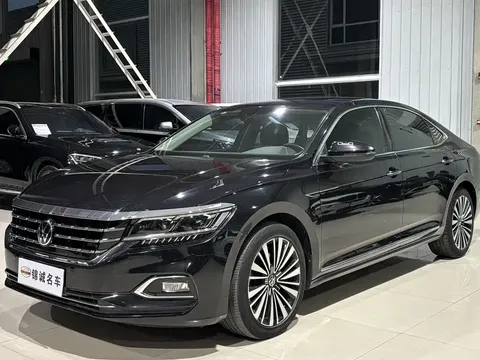 2021 Volkswagen Passat 330TSI Luxury