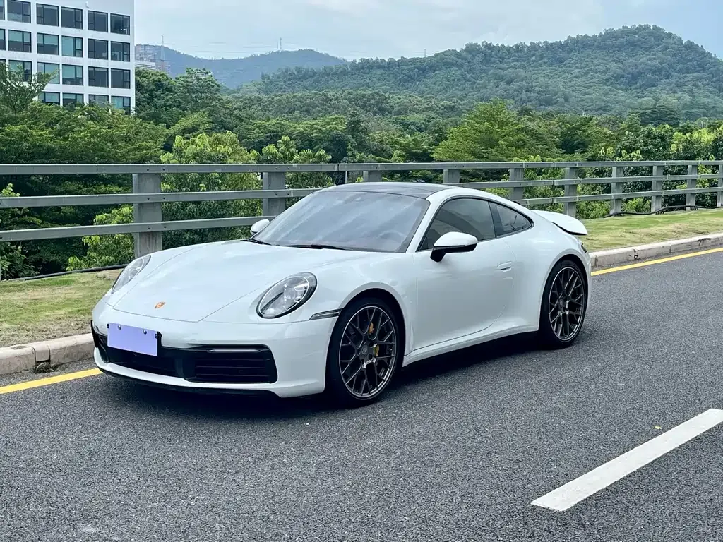 2020 Porsche 911 Carrera 3.0T