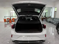 2022 Volkswagen T-Roc 280TSI DSG 2WD R-Line Pro PLUS, белый — фото 10