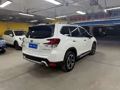 2024 Subaru Forester 2.5i AWD Flagship EyeSight, белый — фото 8