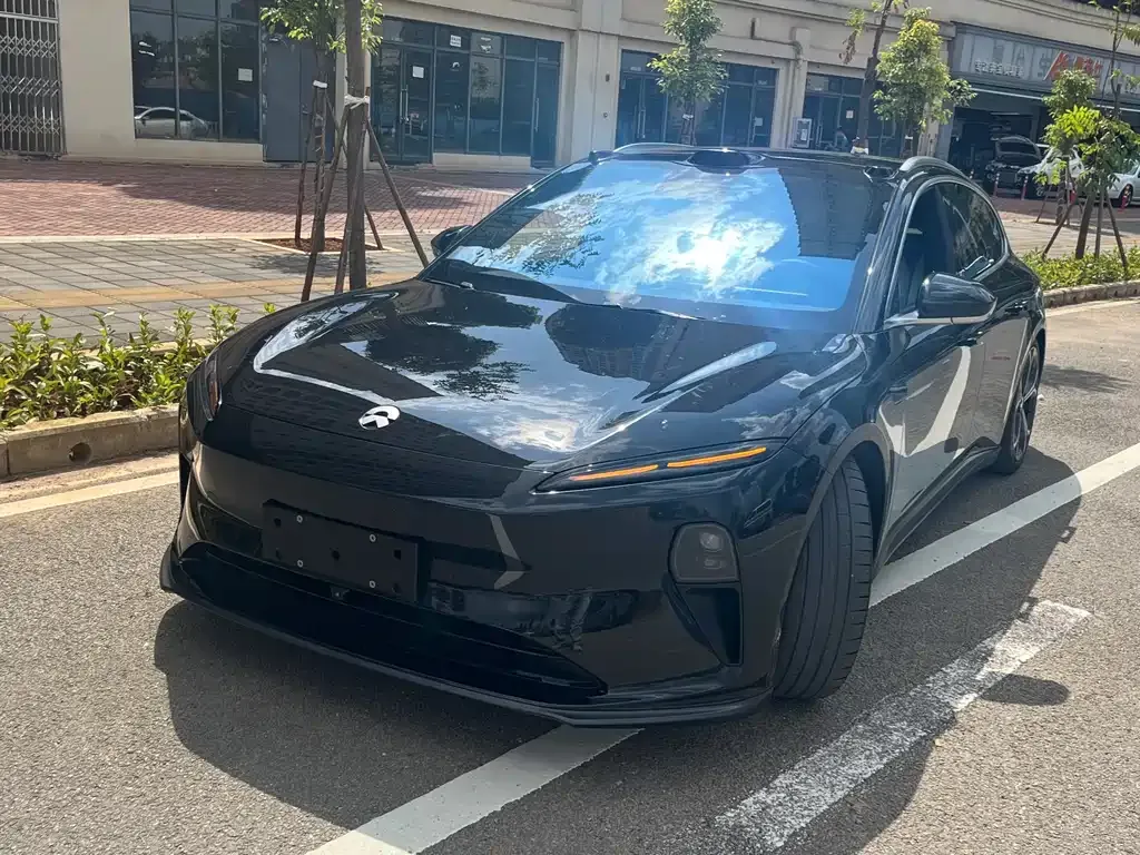 2023 Nio ET5T 75kWh Touring