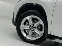 2023 BMW X1 X, белый — фото 6