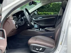 2021 BMW 5 Series 5 535Le, белый — фото 8